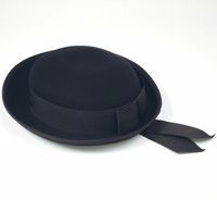 HAT-25-PNW - Girls trimmed hat - Bottle/bottle ribbon